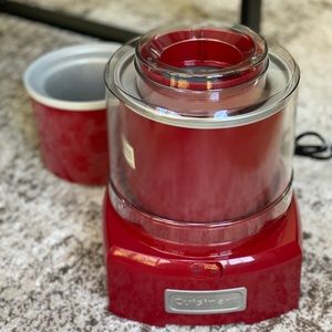 Cuisinart ice cream/frozen yogurt maker
